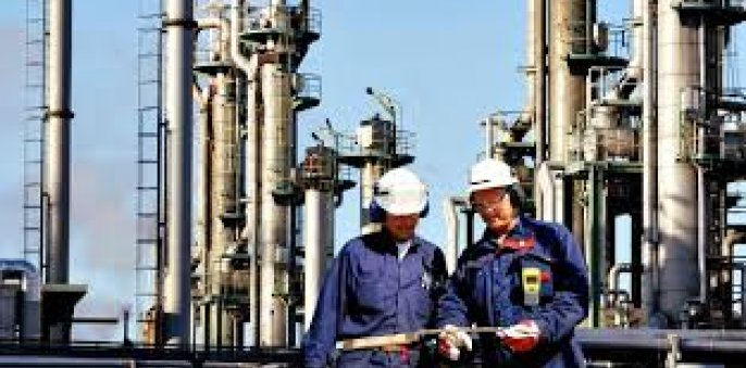 ES ganha curso de gestão em Petróleo e Gás